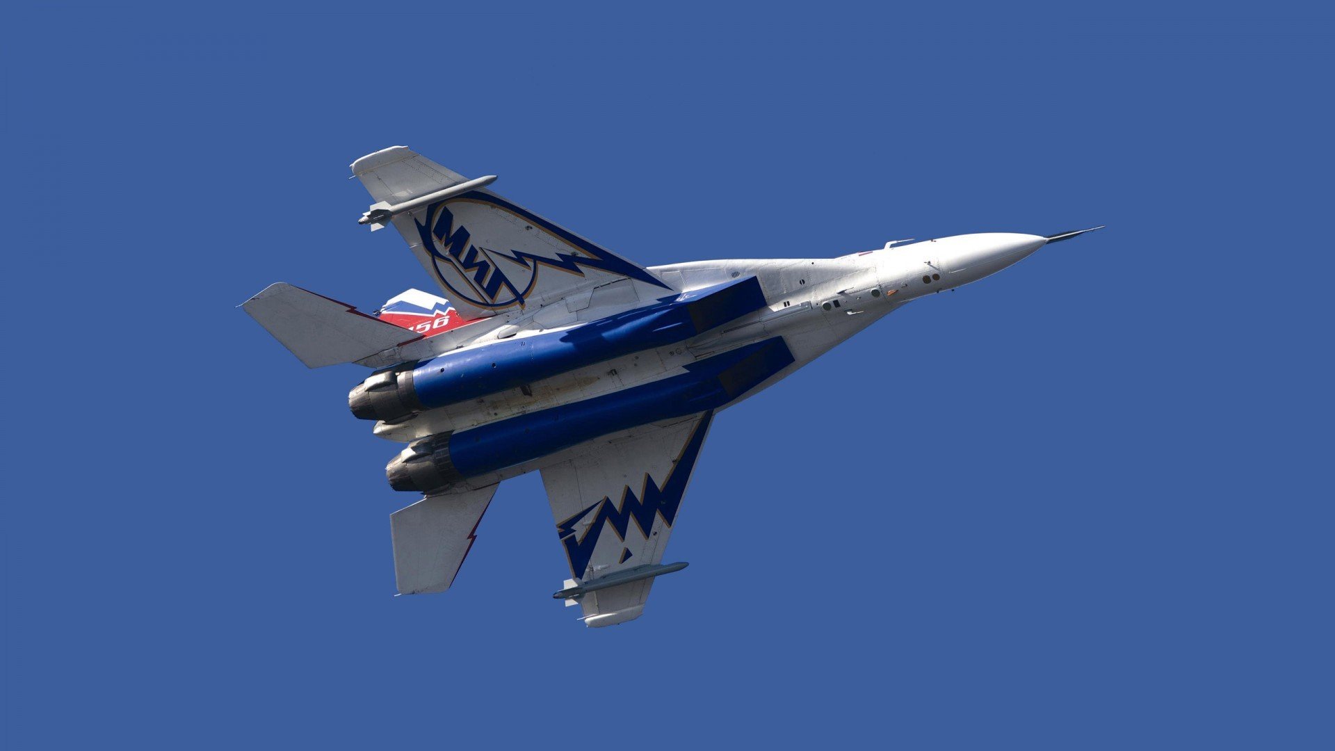 中国足球裁判队伍“国际化”步伐加快,判罚水平大幅提升,中国国际足球裁判都有谁