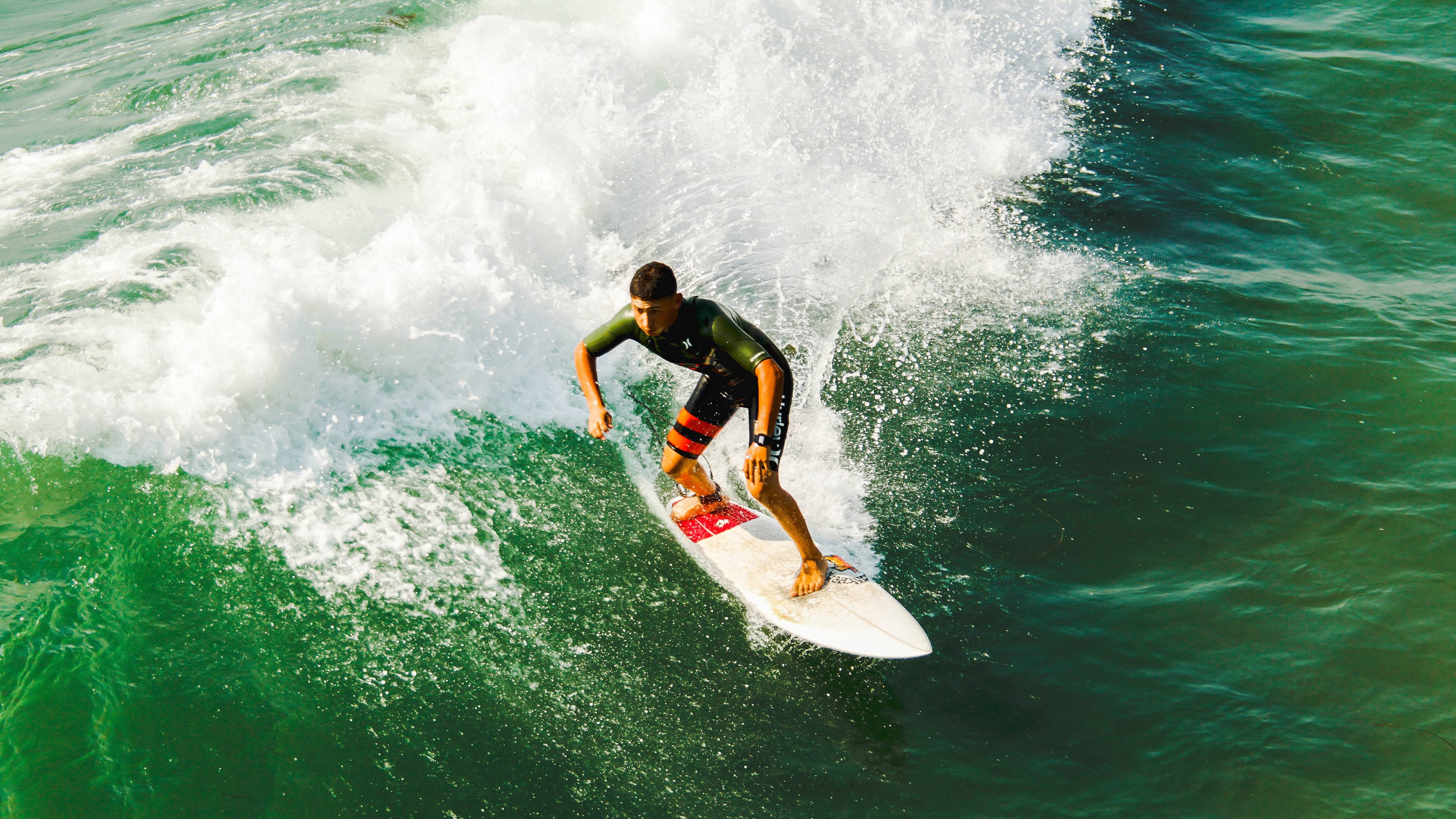 英超大战连连：每场都像决赛！，英超争4